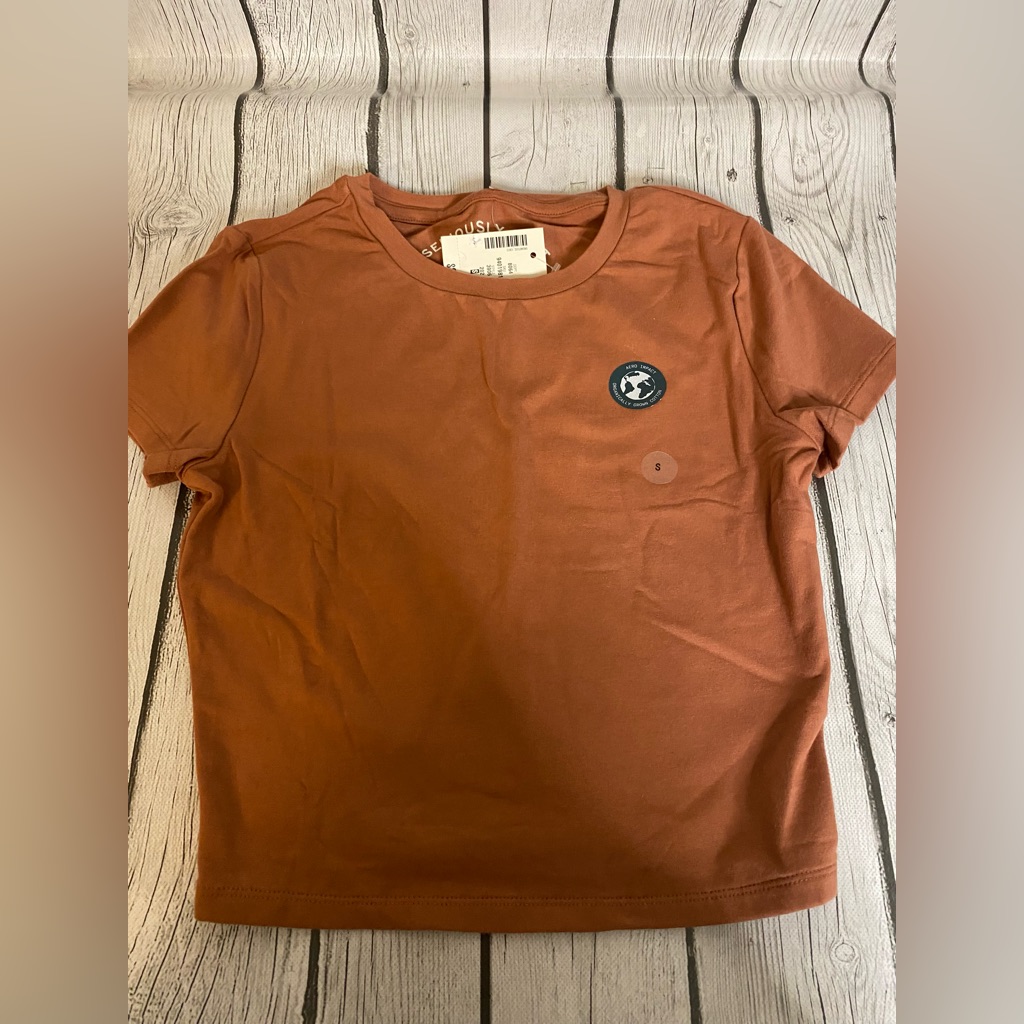 Aeropostale Basic Cropped Tee